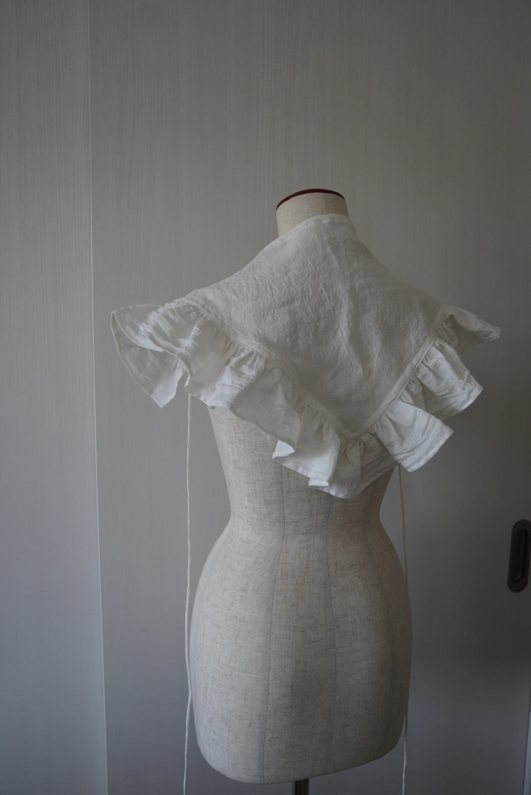 Frill Sling
