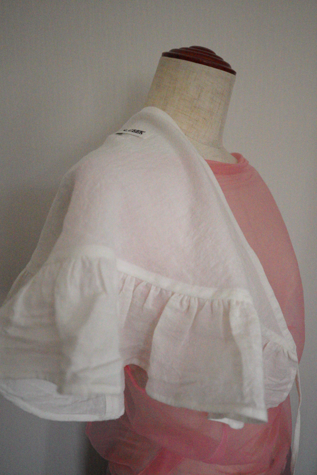 Frill Sling