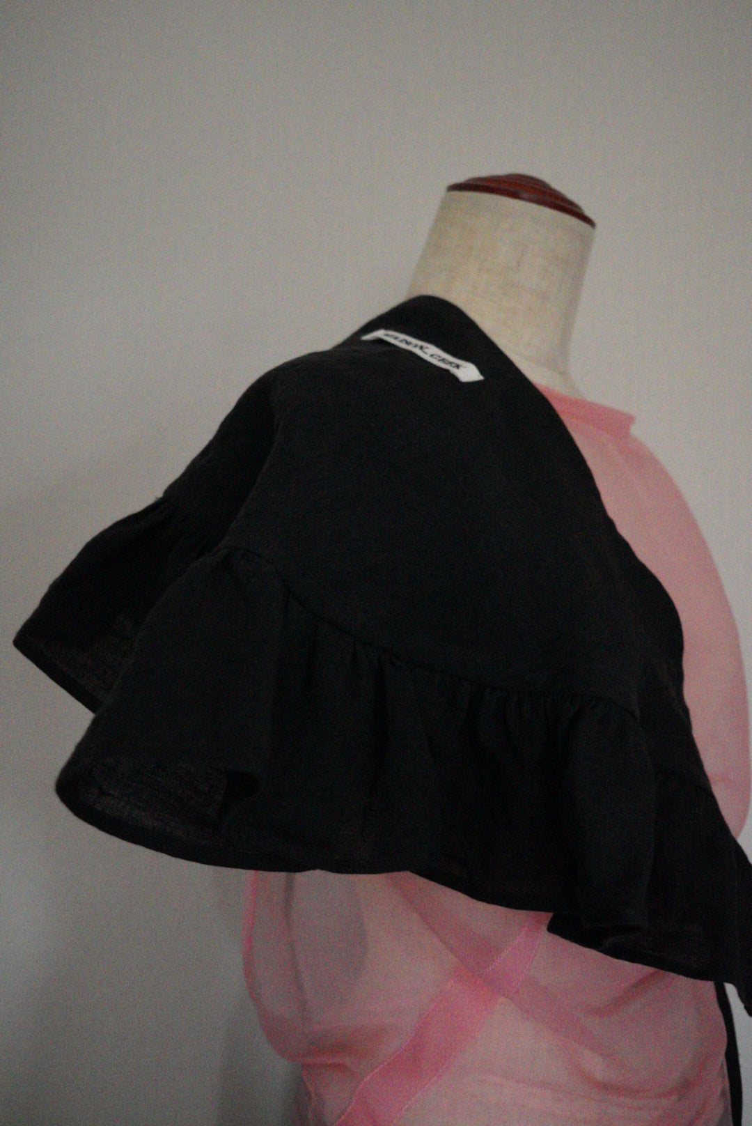 Frill Sling